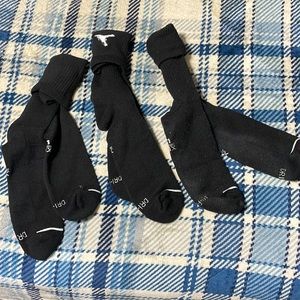 3 pairs of Jordan crew socks